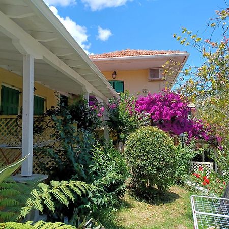 Philippos Hotel Apartments Никиана Экстерьер фото