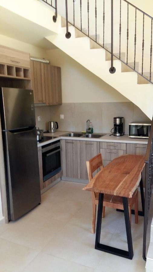 Philippos Hotel Apartments Никиана Экстерьер фото