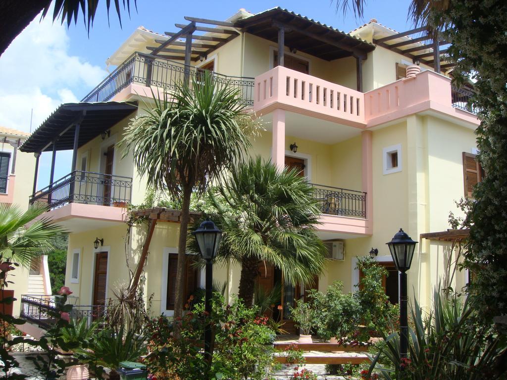Philippos Hotel Apartments Никиана Экстерьер фото