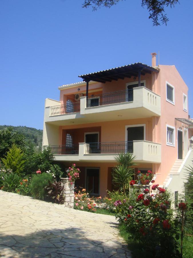Philippos Hotel Apartments Никиана Экстерьер фото